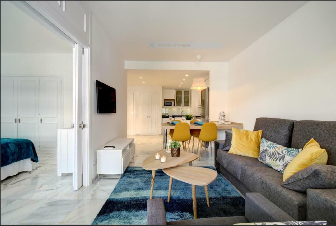 Marbella Center New And Luxurious Apartment On The Beach 627 Kültér fotó